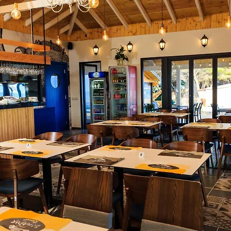 Ecuador منتجع *