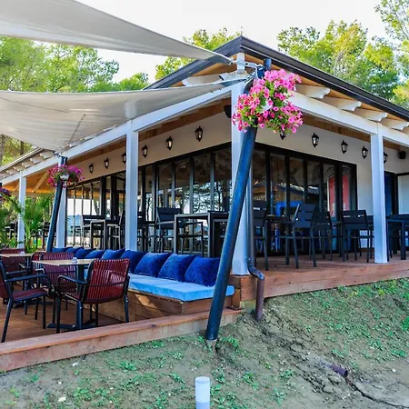 אתר נופש Ecuador *