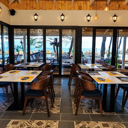 אתר נופש Ecuador Zverneci