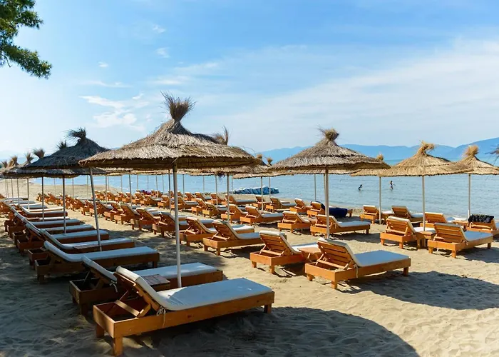 Resort Ecuador Zvernec