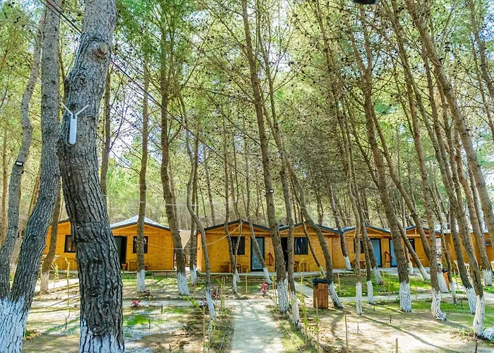 Resort Ecuador Zvernec