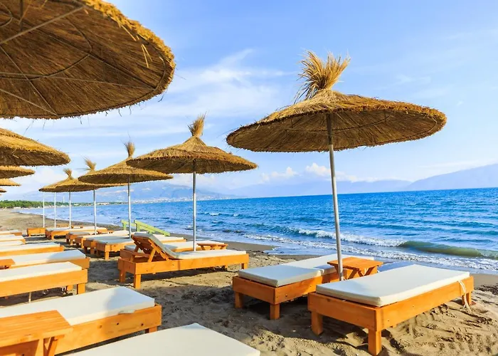 Ecuador Resort Zvernec