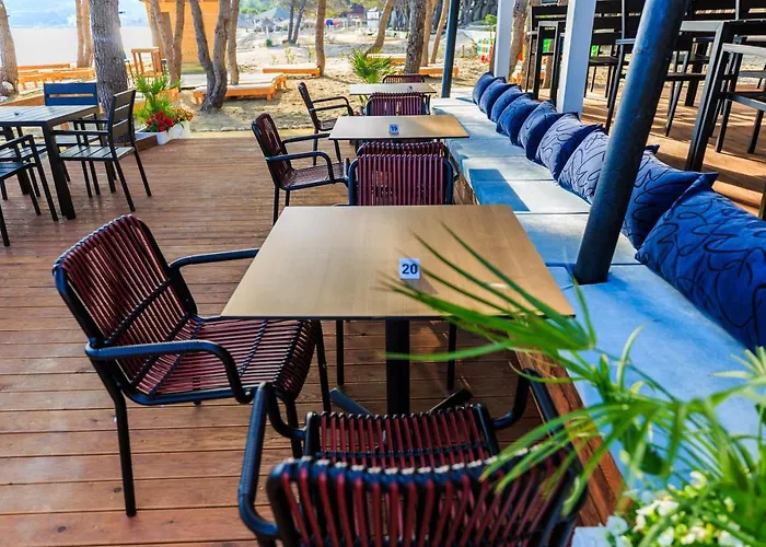 Ecuador Resort *